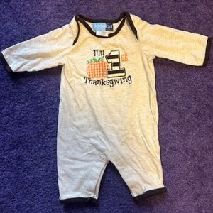 "My First Thanksgiving" onesie - 6 months